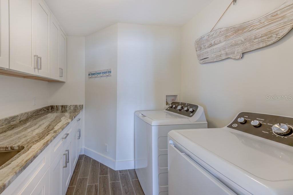 Image 28 of 44 For 980 Boca Ciega Isle Drive