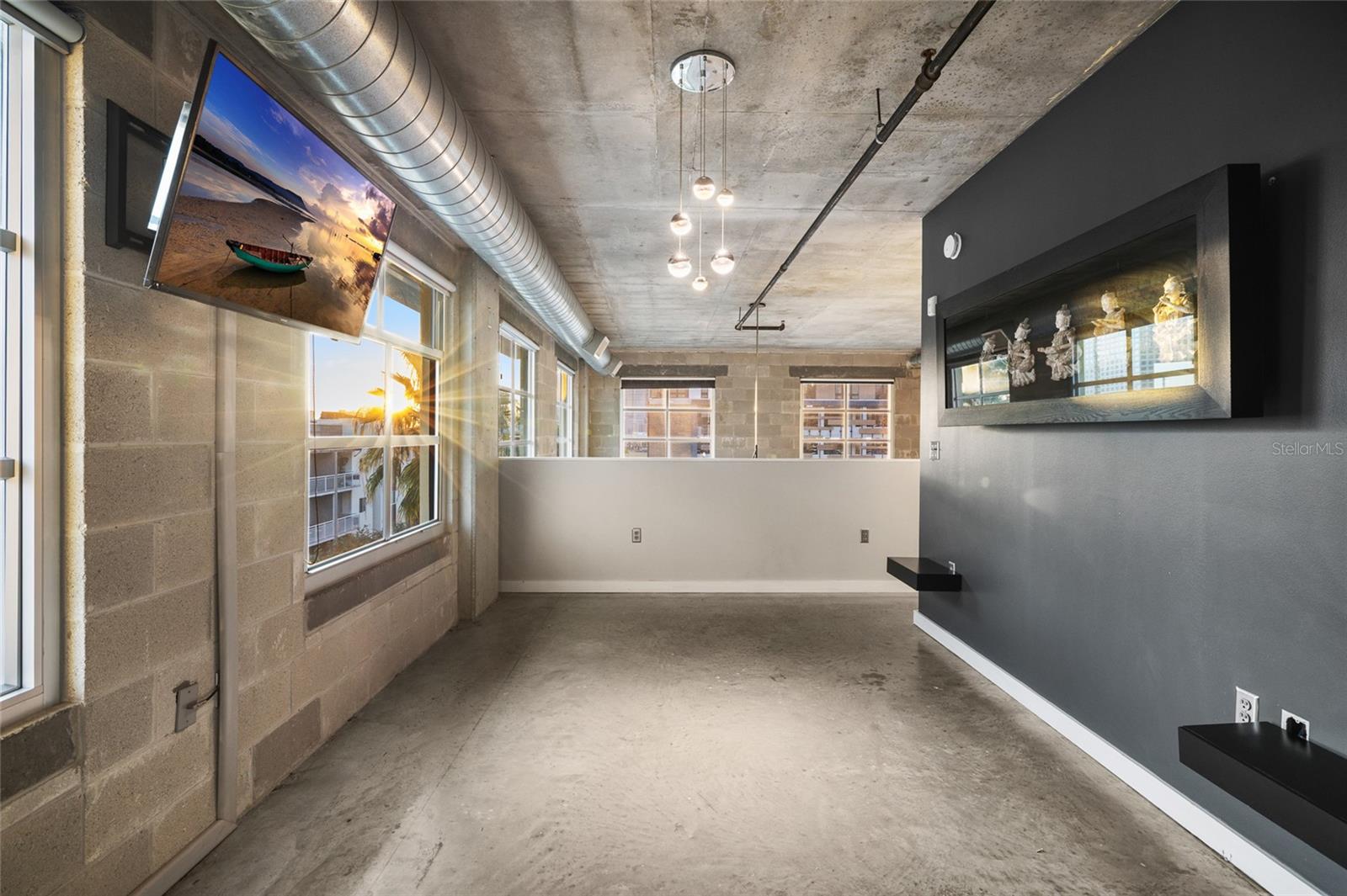 Image 18 of 44 For 1212 Whiting Street 402