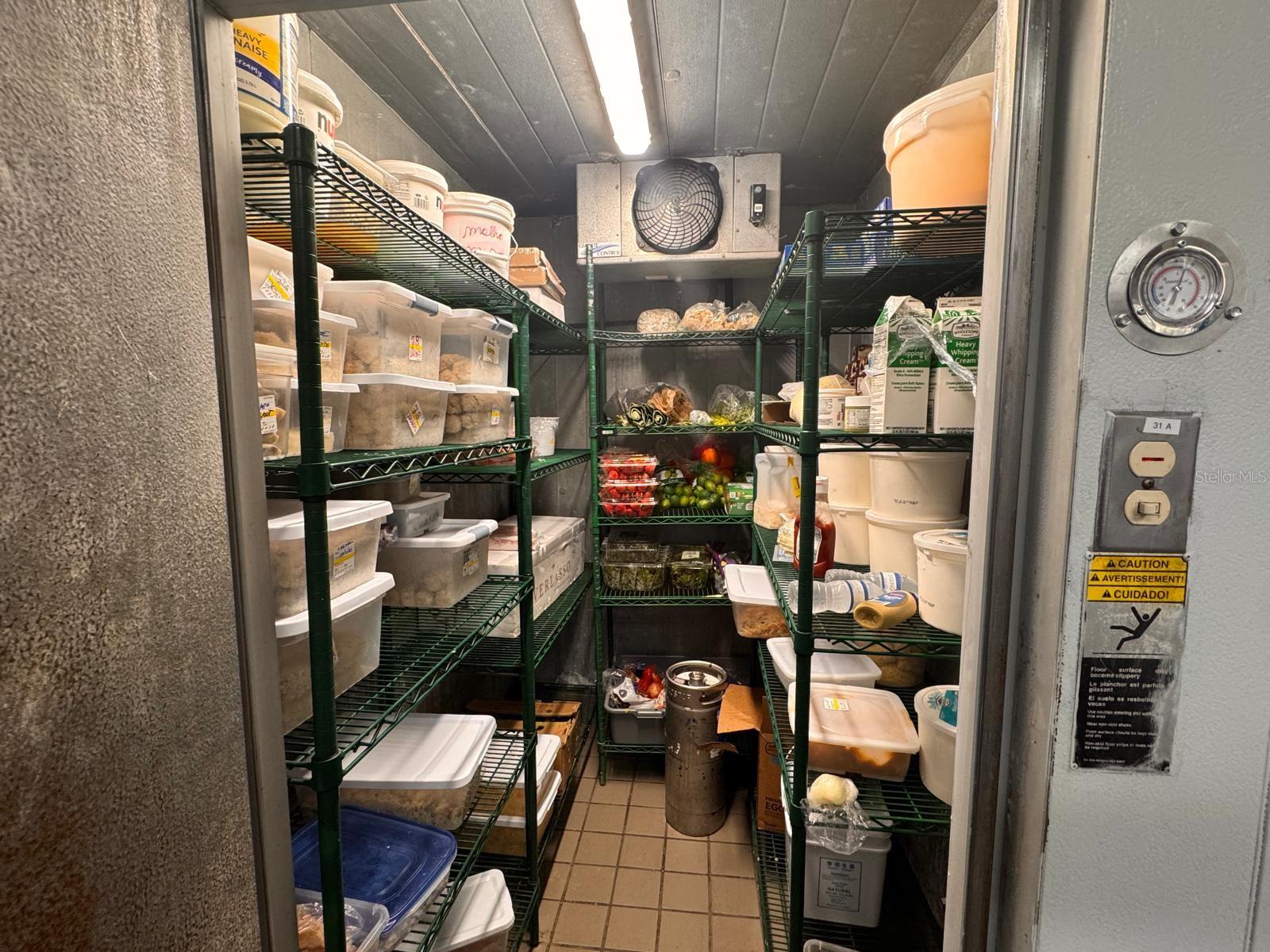 Image 19 of 31 For 9664 W Linebaugh Ave