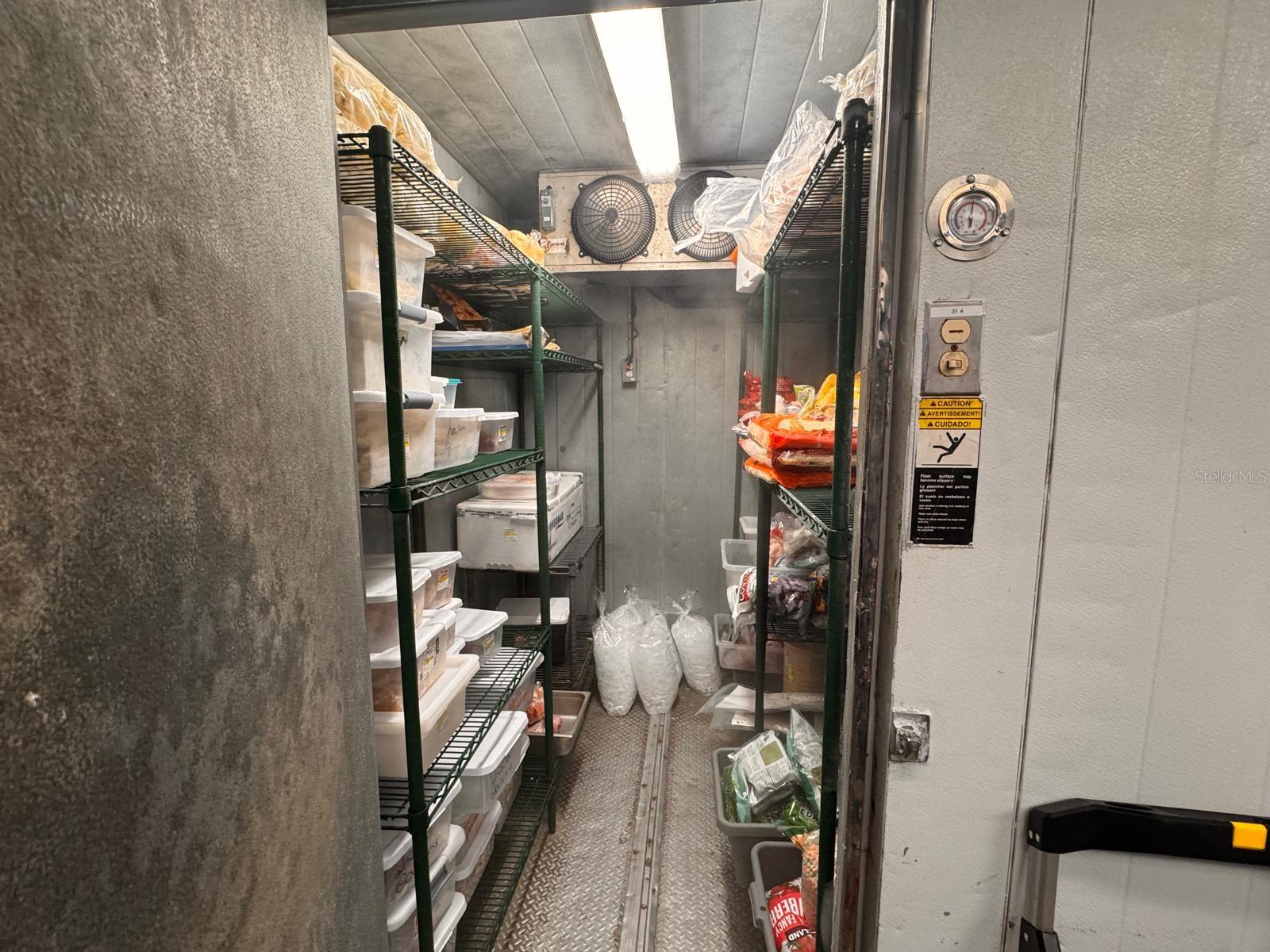 Image 20 of 31 For 9664 W Linebaugh Ave