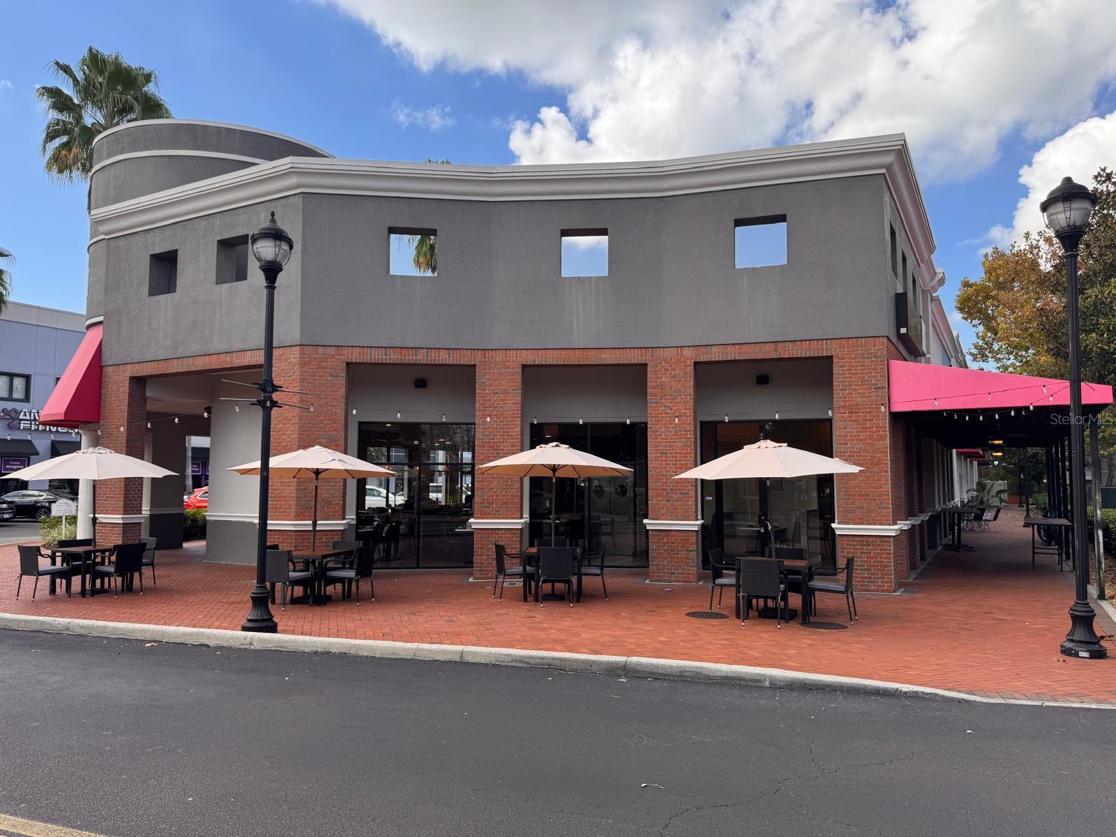 Image 28 of 31 For 9664 W Linebaugh Ave