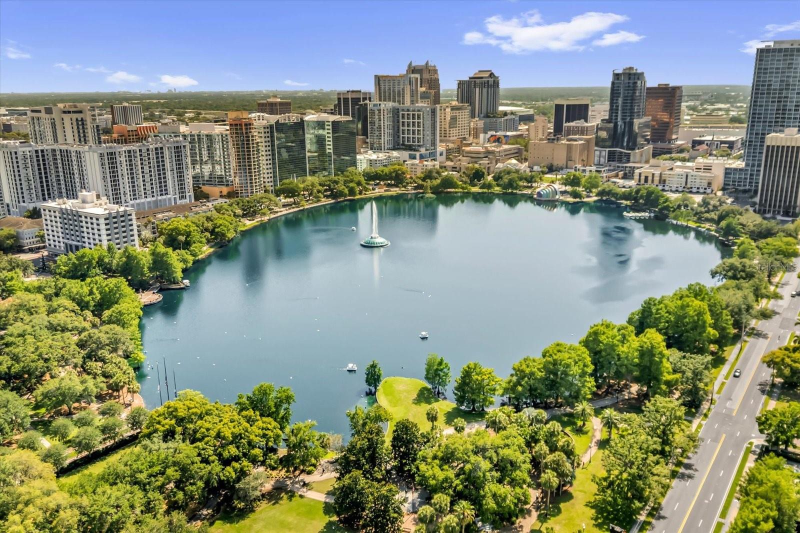 Image 39 of 43 For 918 Smith Street