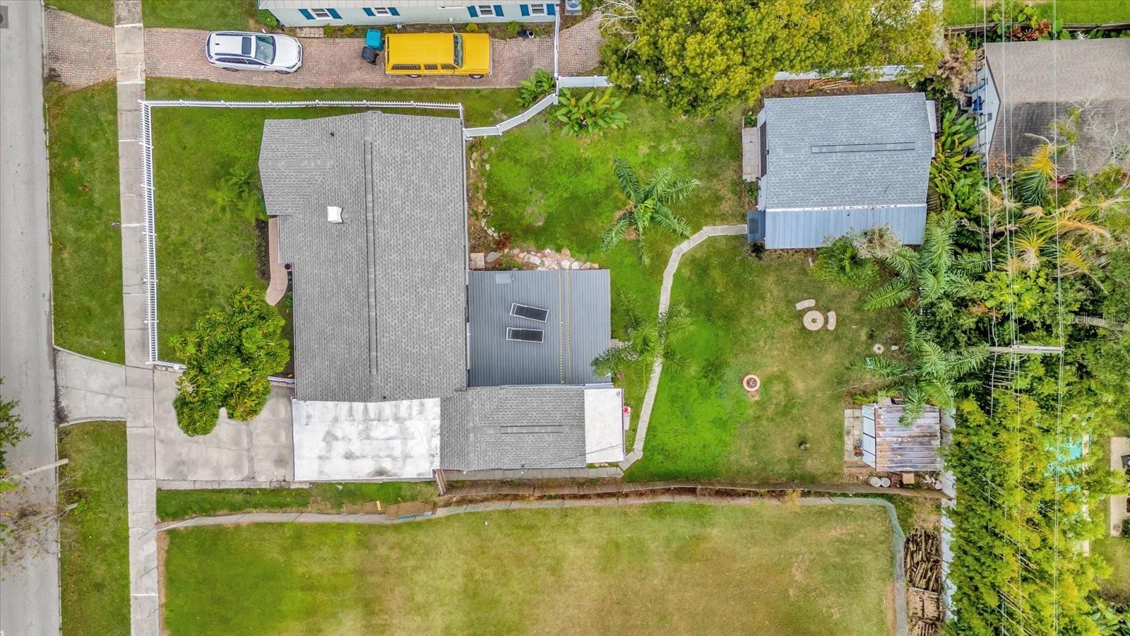 Image 41 of 43 For 918 Smith Street