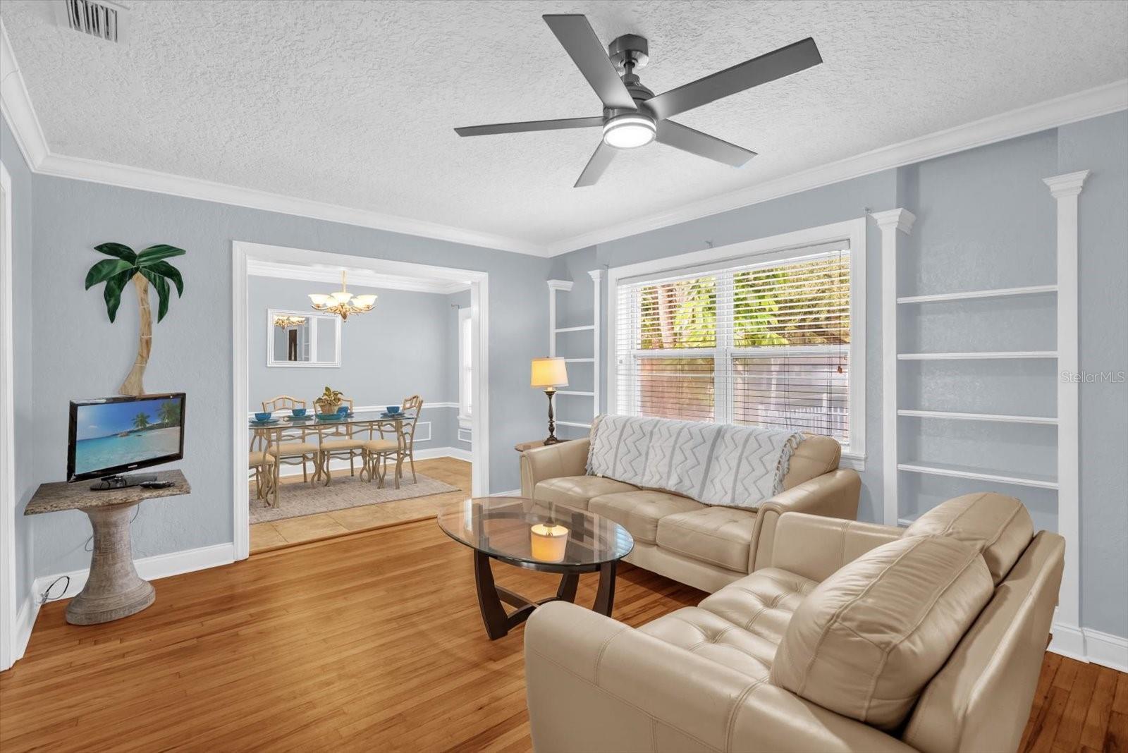 Image 5 of 43 For 918 Smith Street