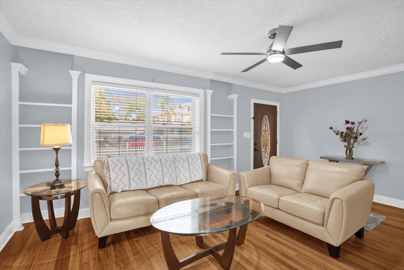 Image 6 of 43 For 918 Smith Street