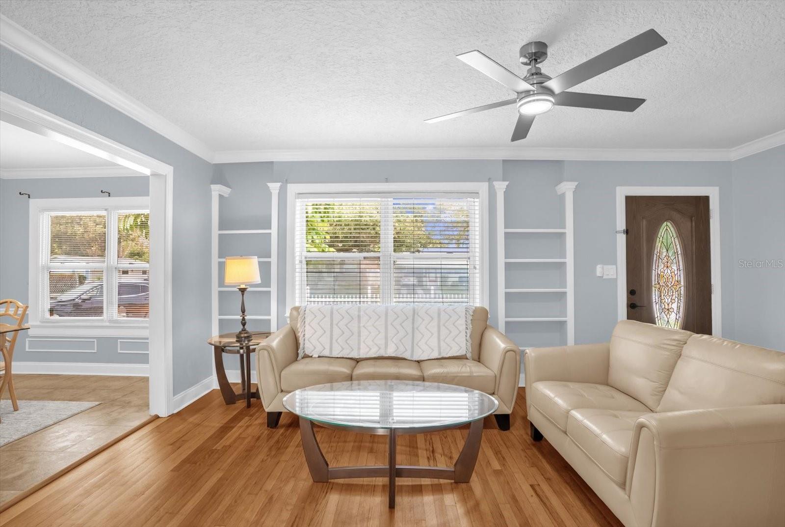 Image 8 of 43 For 918 Smith Street