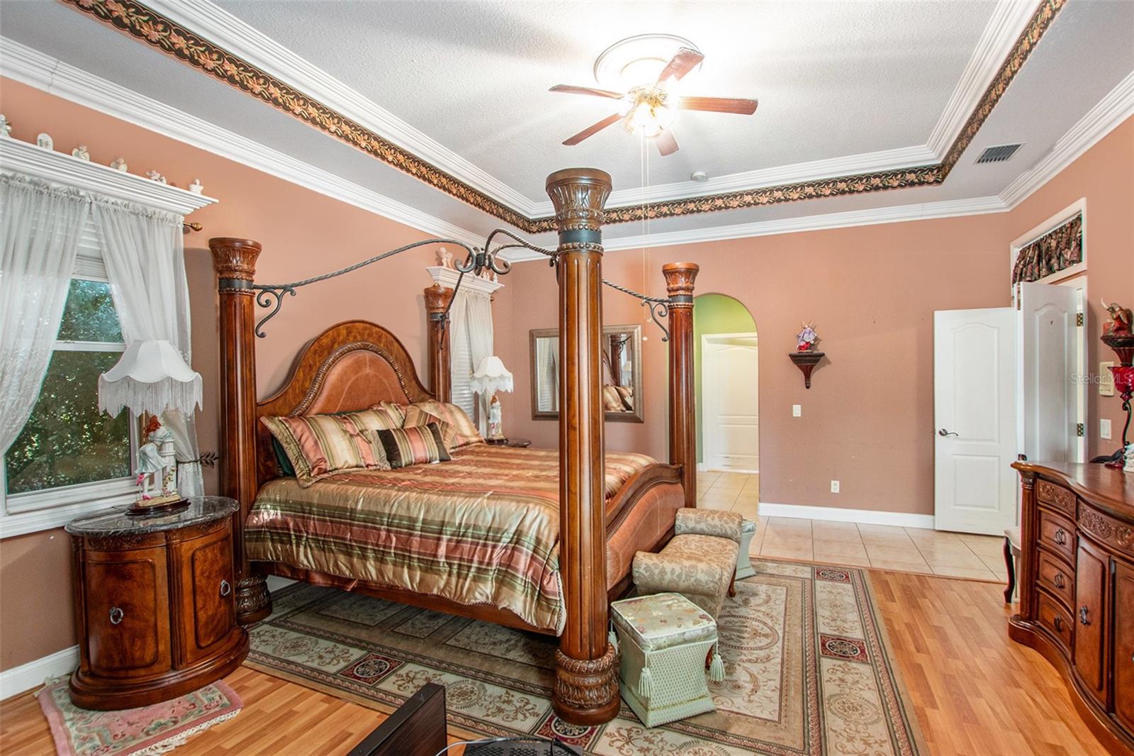 Image 13 of 19 For 570 Bismark Street