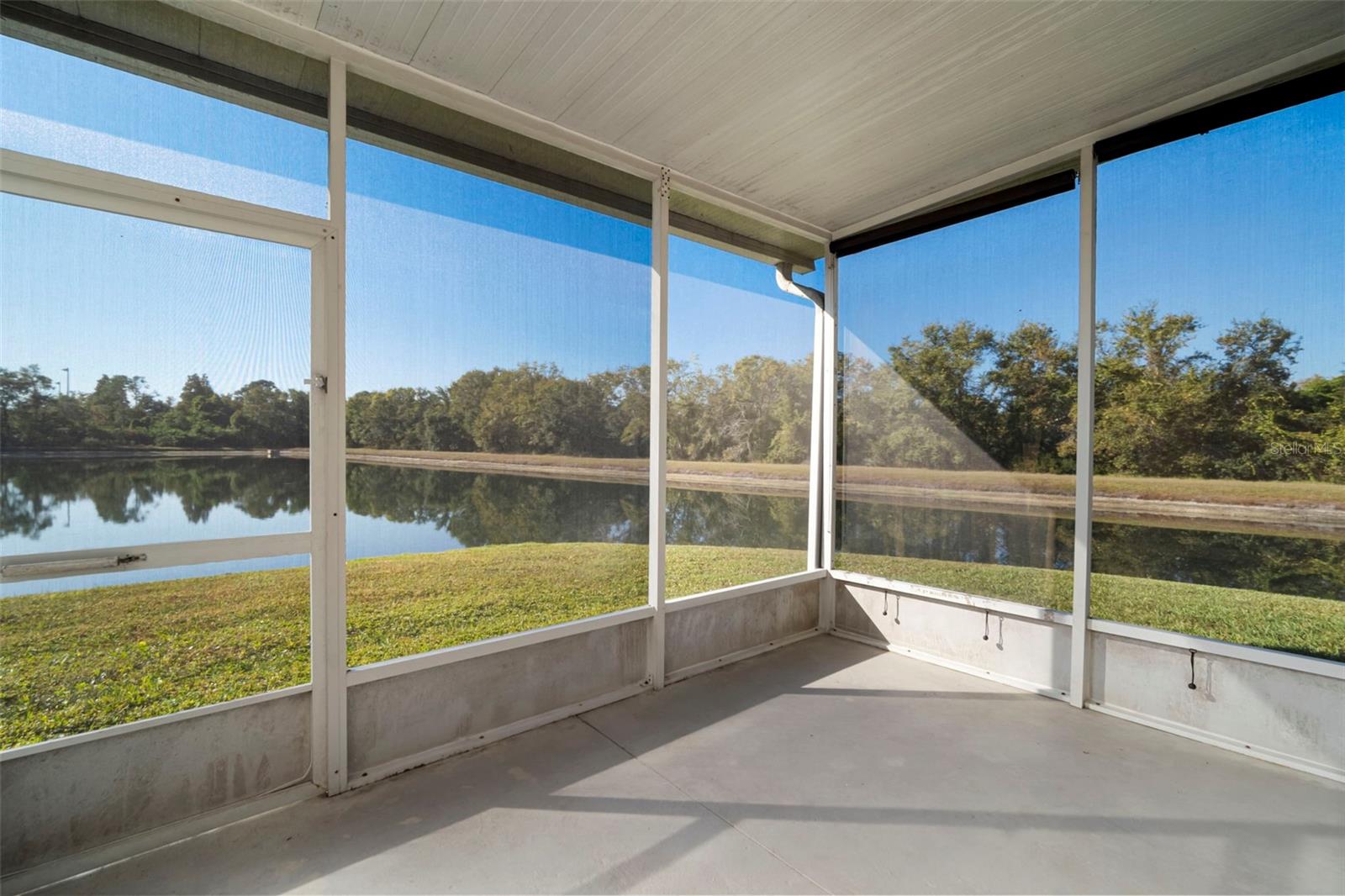 Image 11 of 75 For 2802 Conch Hollow Drive