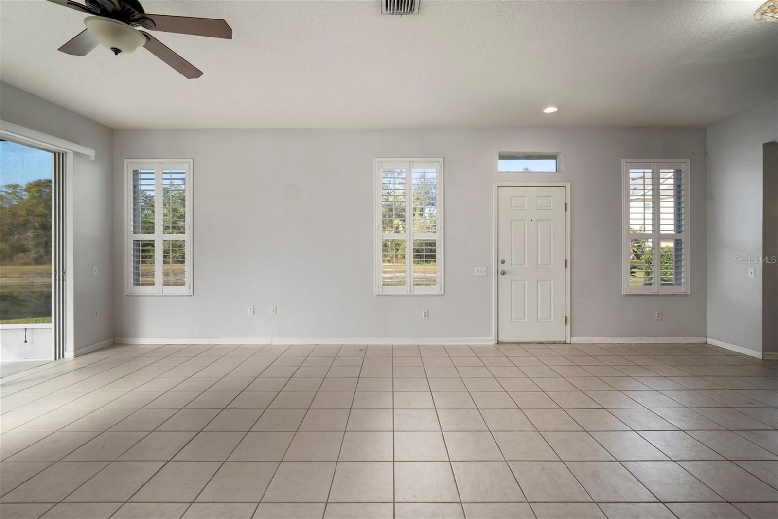 Image 8 of 75 For 2802 Conch Hollow Drive