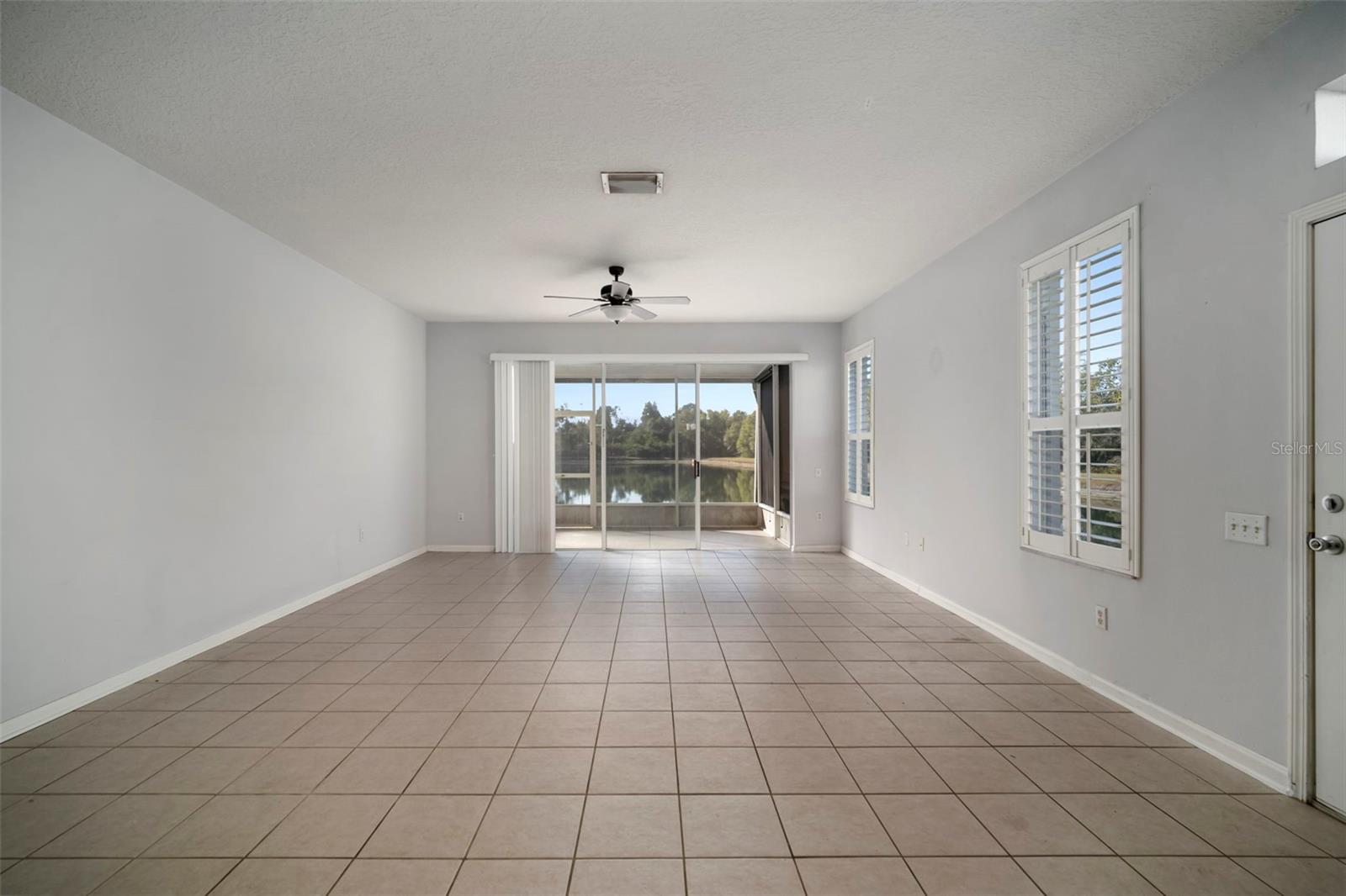 Image 9 of 75 For 2802 Conch Hollow Drive