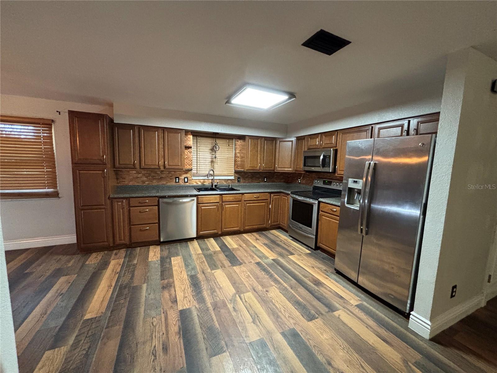 Image 3 of 24 For 1874 Sylvan Drive