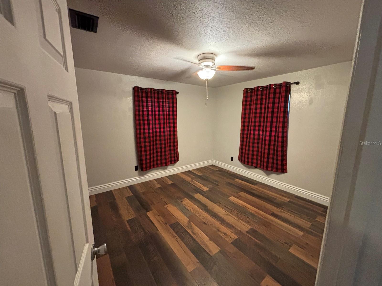 Image 7 of 24 For 1874 Sylvan Drive