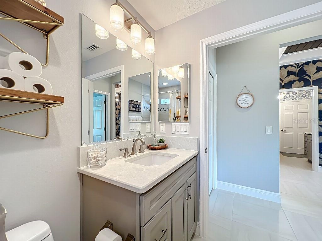 Image 35 of 42 For 3191 Warbler Loop