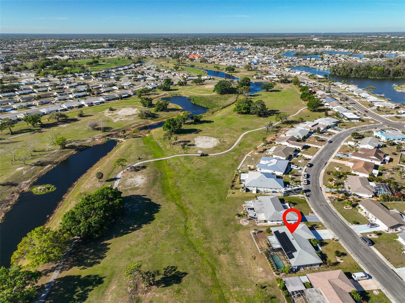 Image 5 of 53 For 672 Allegheny Drive