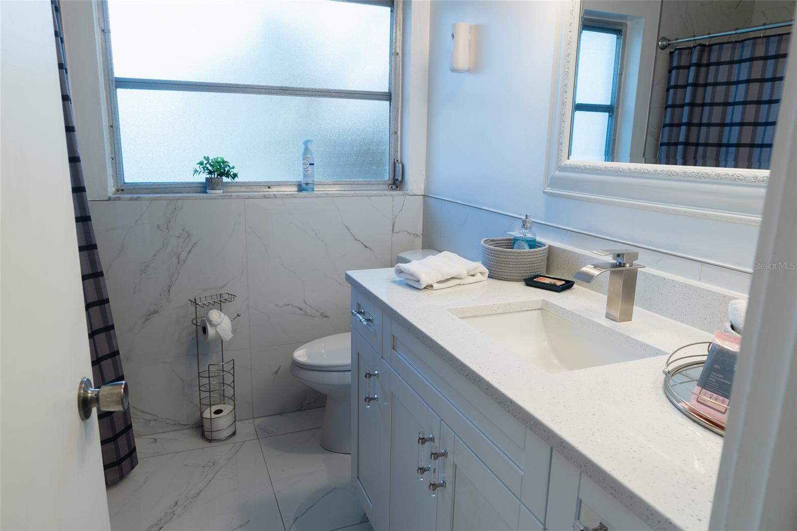 Image 14 of 33 For 4710 Shale Place