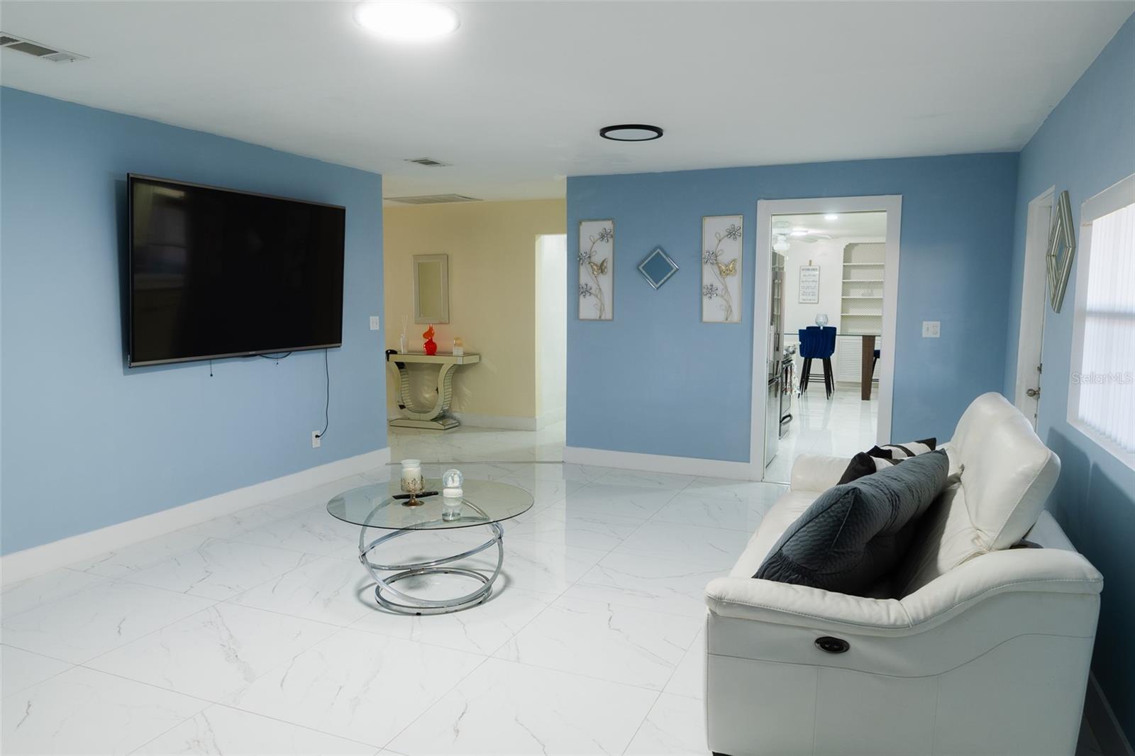 Image 7 of 33 For 4710 Shale Place