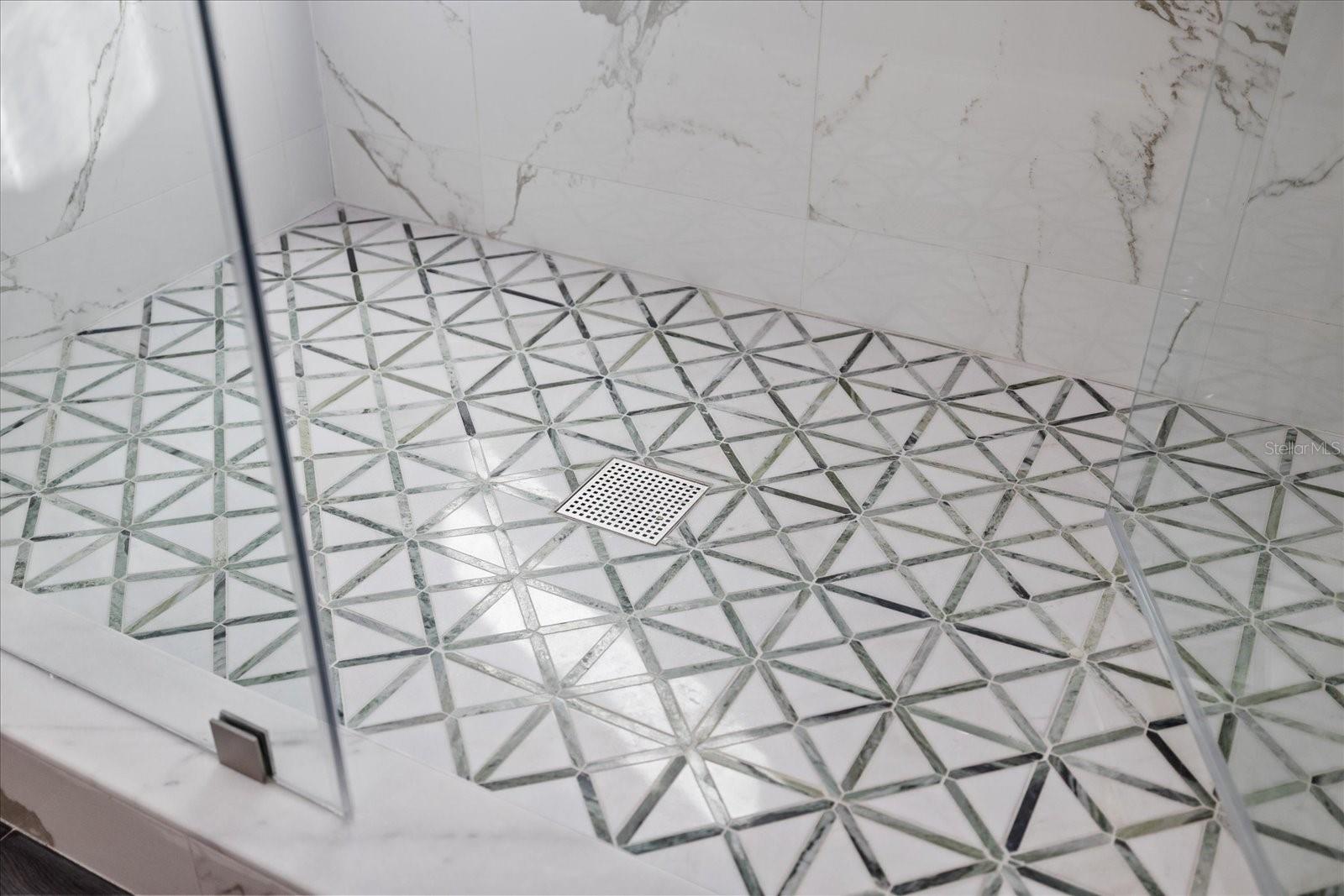 Listing photo id 35 for 1910 14th Avenue S