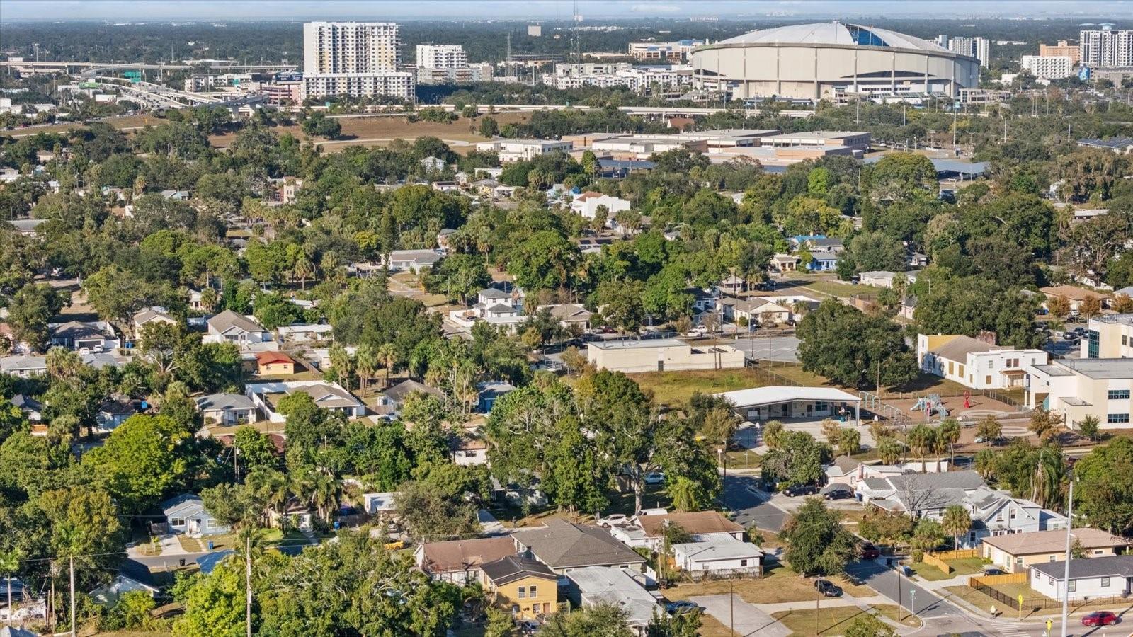 Listing photo id 44 for 1910 14th Avenue S