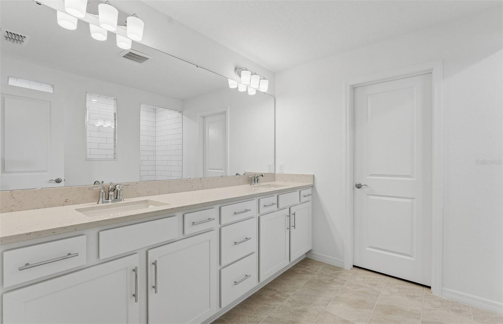 Image 14 of 34 For 1257 Lakeridge Way