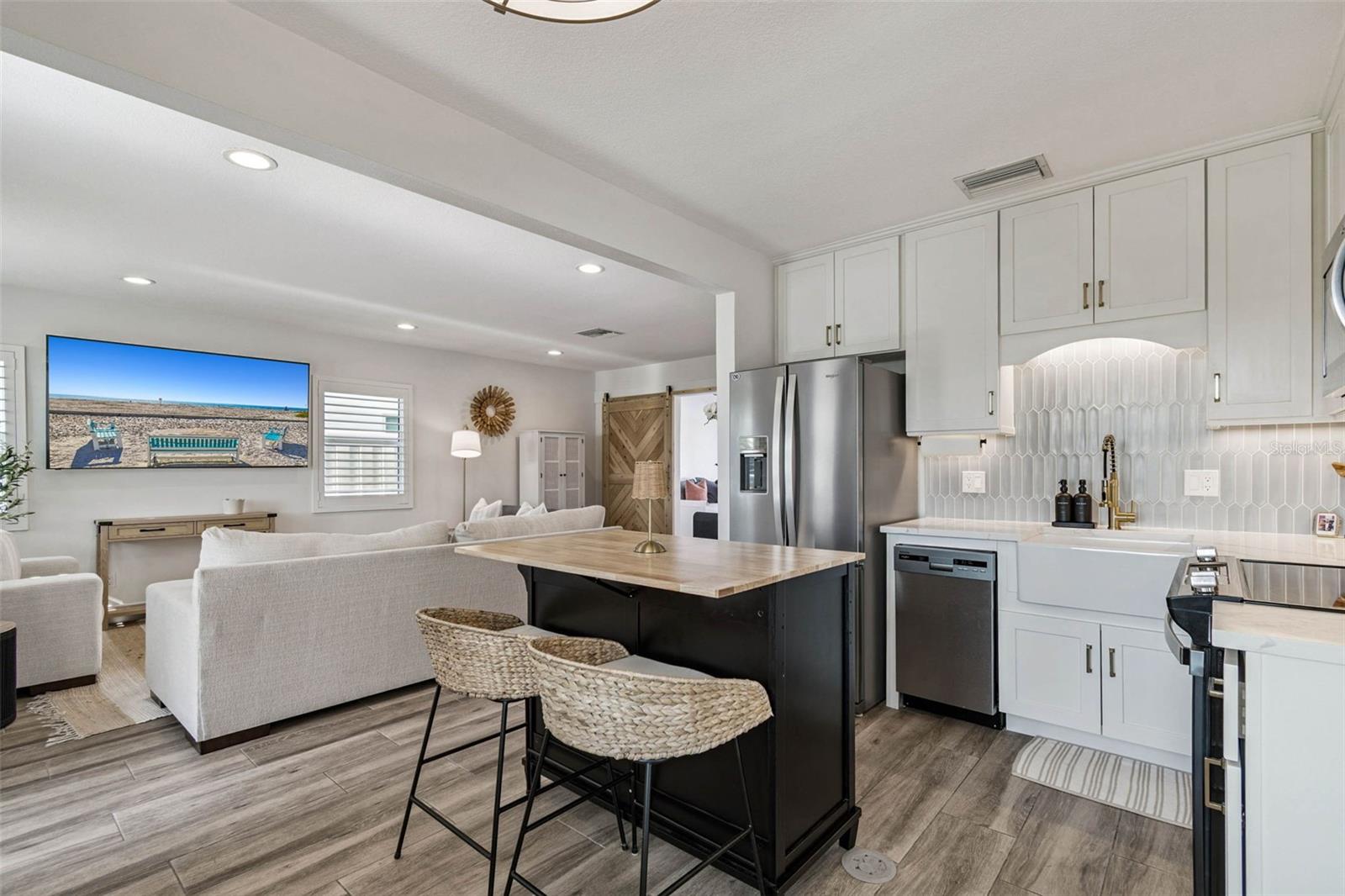 Image 22 of 72 For 848 180th Avenue E