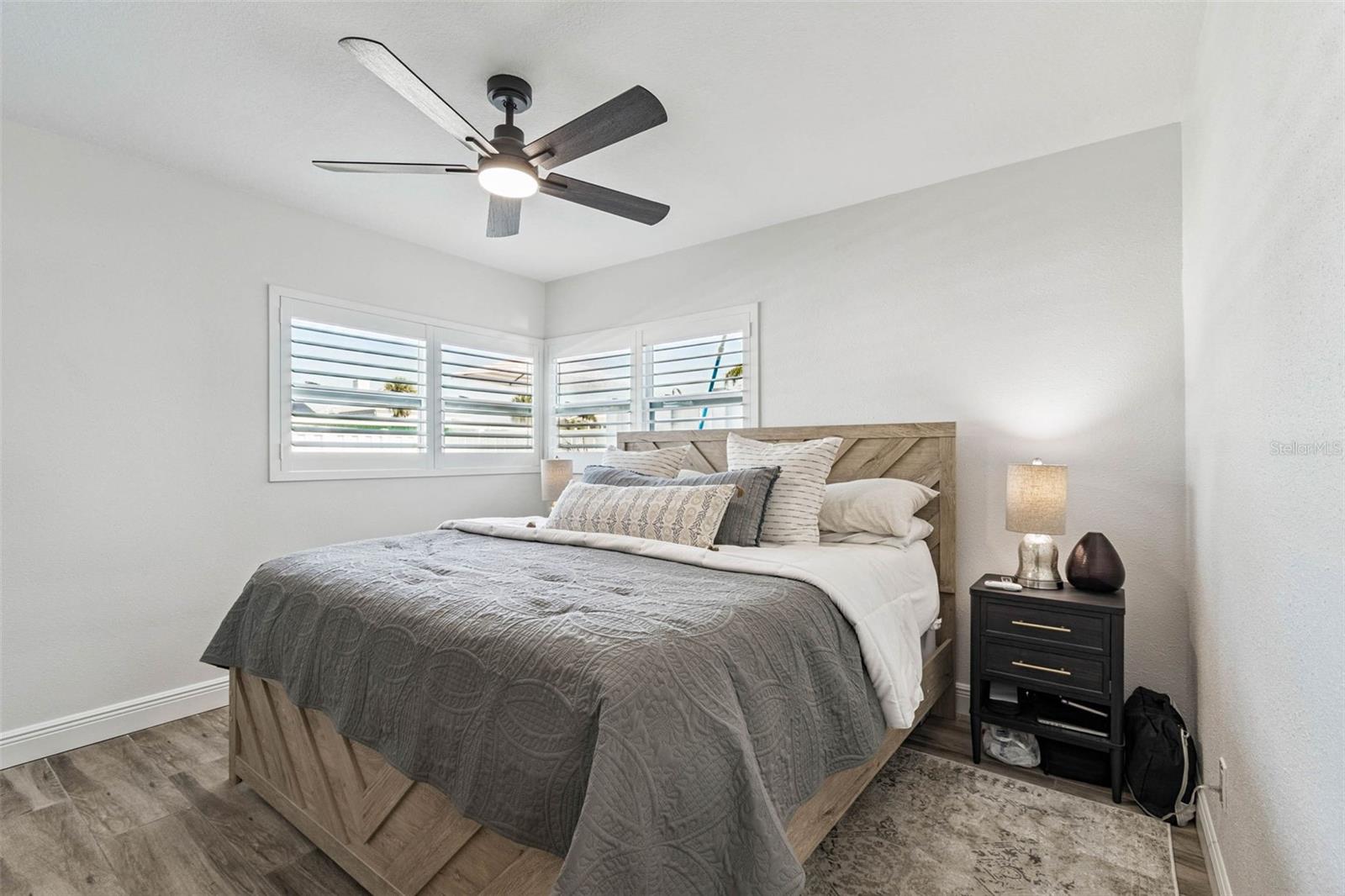 Image 28 of 72 For 848 180th Avenue E