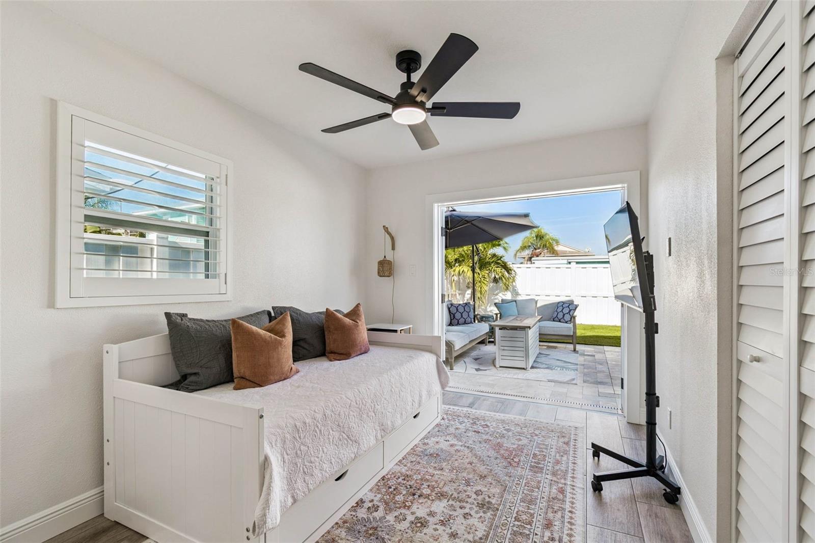 Image 36 of 72 For 848 180th Avenue E