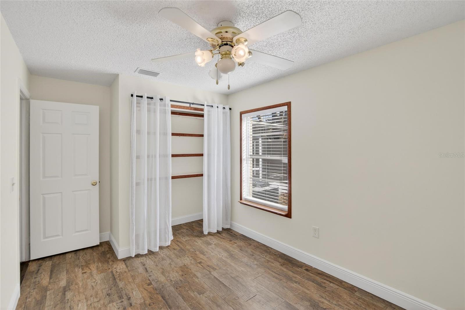 Image 20 of 77 For 721 Chilt Drive