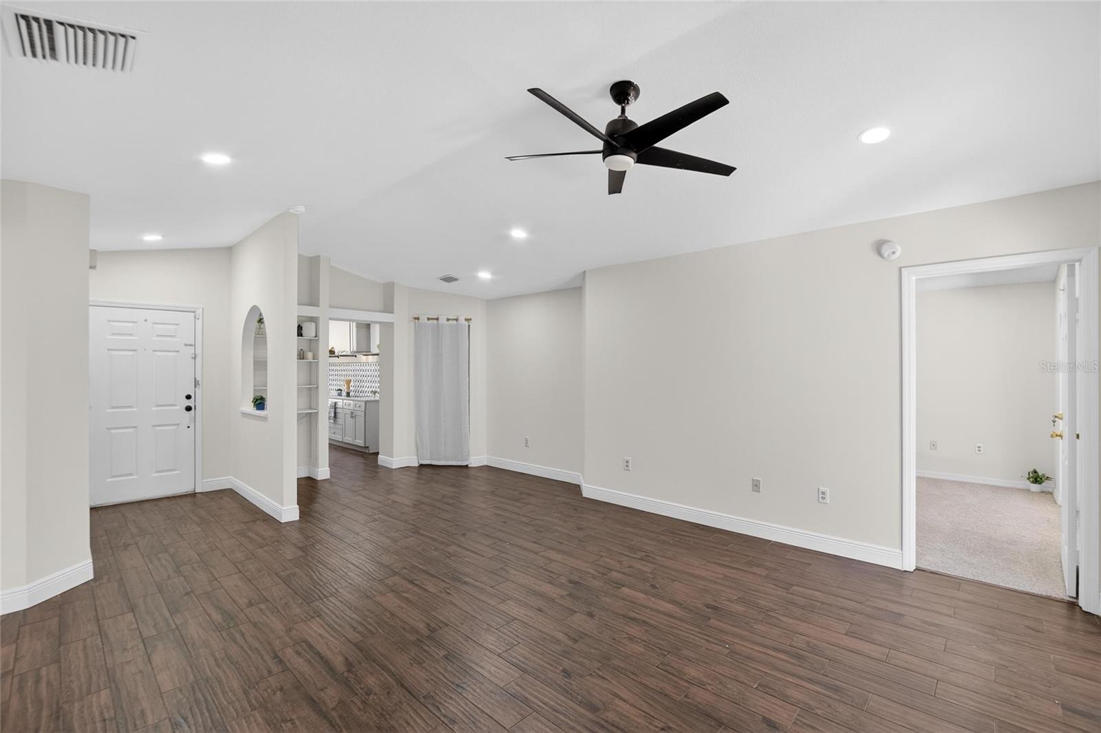 Image 30 of 77 For 721 Chilt Drive