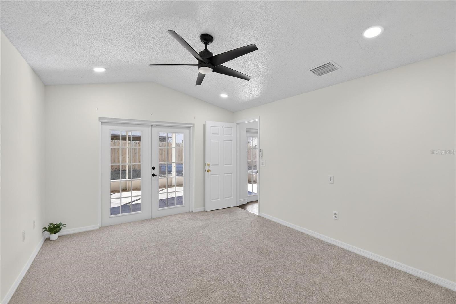 Image 31 of 77 For 721 Chilt Drive