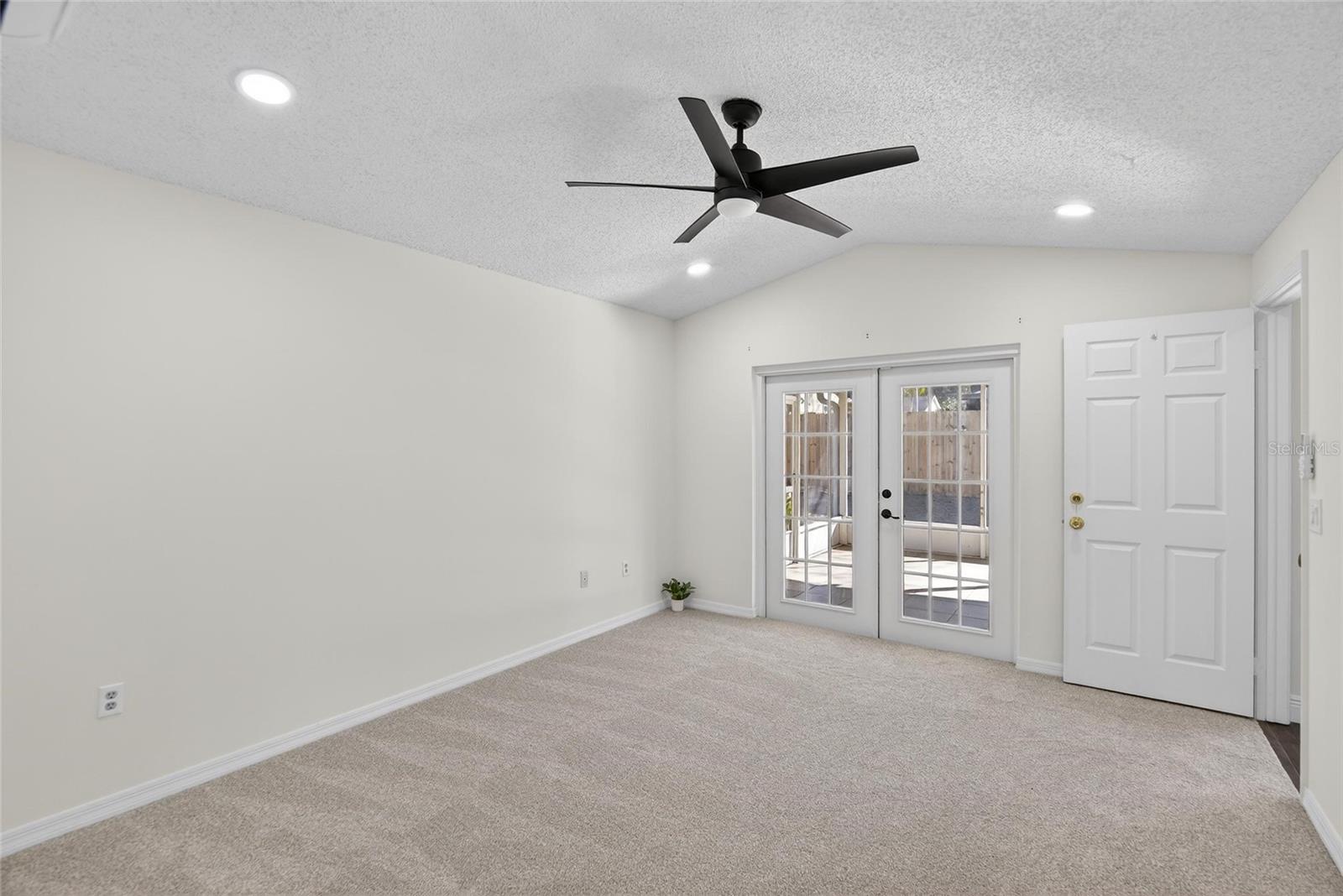 Image 32 of 77 For 721 Chilt Drive