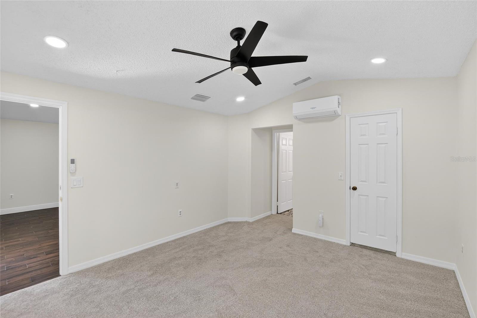 Image 34 of 77 For 721 Chilt Drive