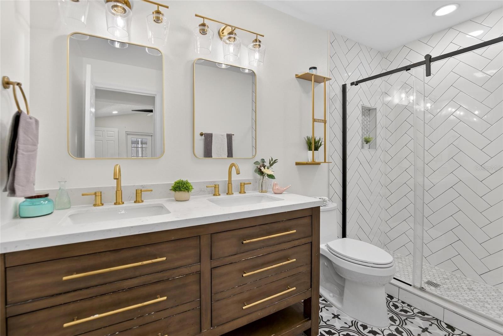 Image 36 of 77 For 721 Chilt Drive