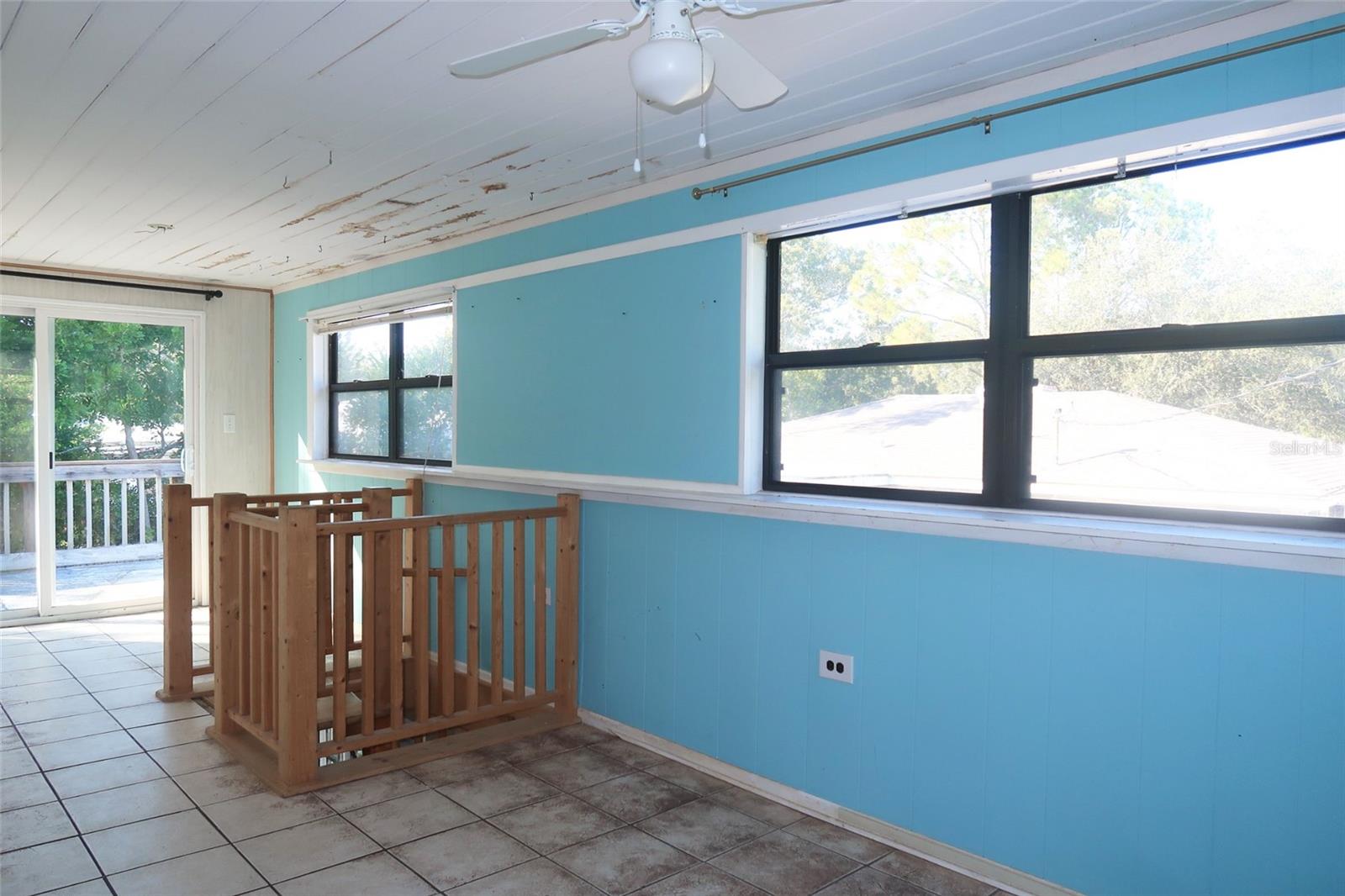 Image 25 of 32 For 1625 Laura Street