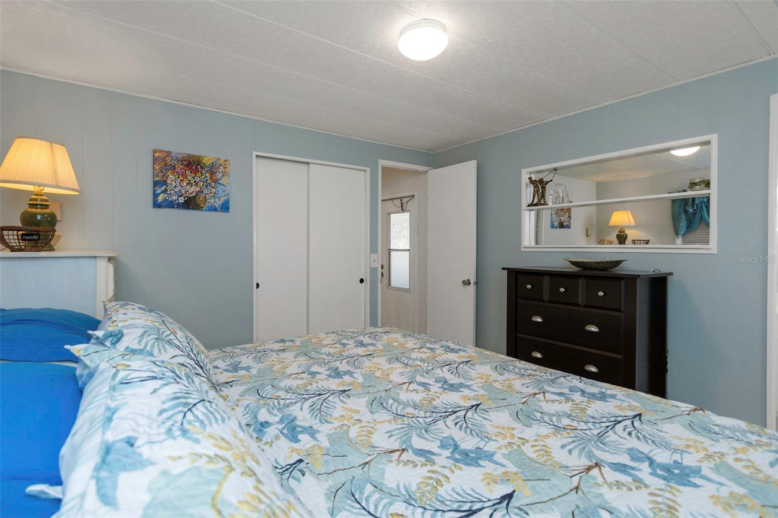 Image 26 of 46 For 294 Colonial Boulevard 48