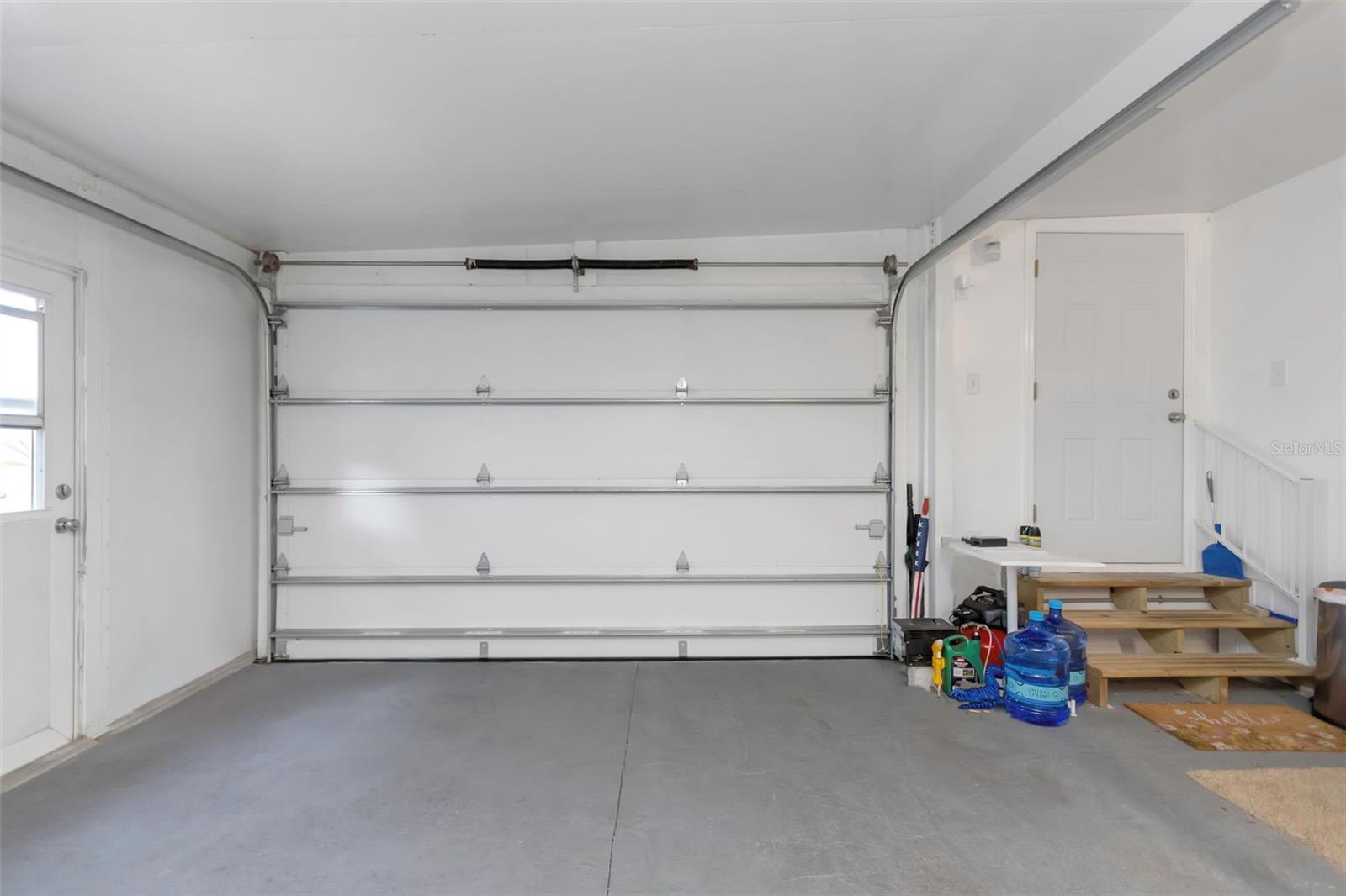 Image 31 of 46 For 294 Colonial Boulevard 48