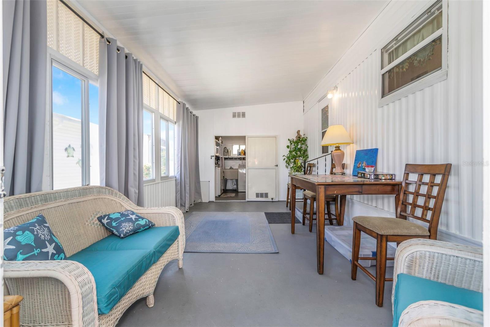 Image 34 of 46 For 294 Colonial Boulevard 48