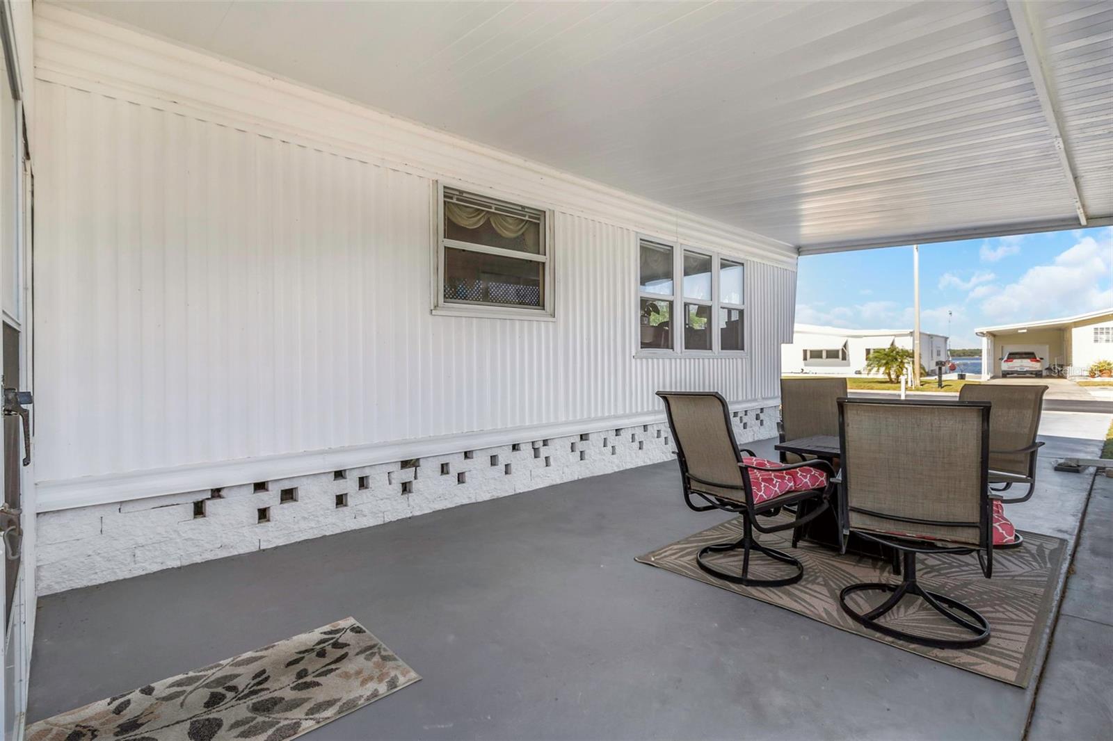 Image 38 of 46 For 294 Colonial Boulevard 48