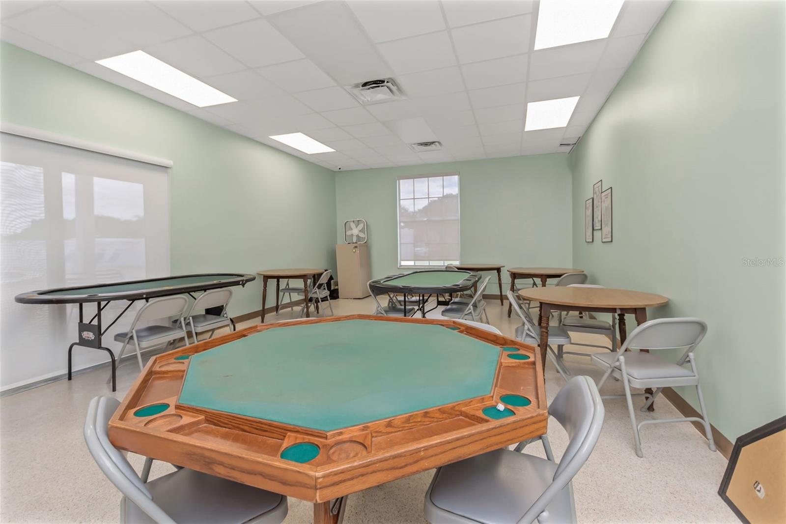 Image 45 of 46 For 294 Colonial Boulevard 48