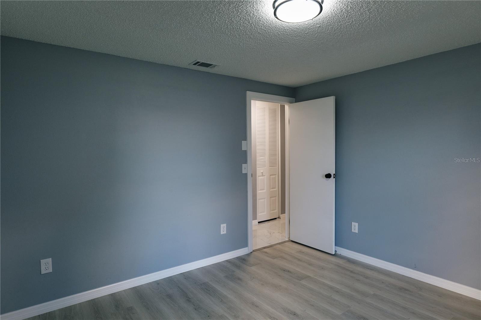 Image 34 of 41 For 2981 Lockwood Meadows Boulevard