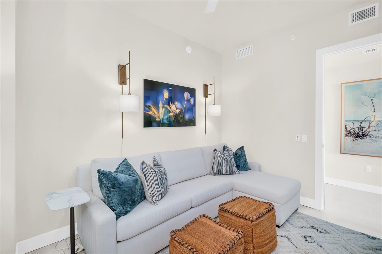 Image 11 of 78 For 301 1st Street S 1807