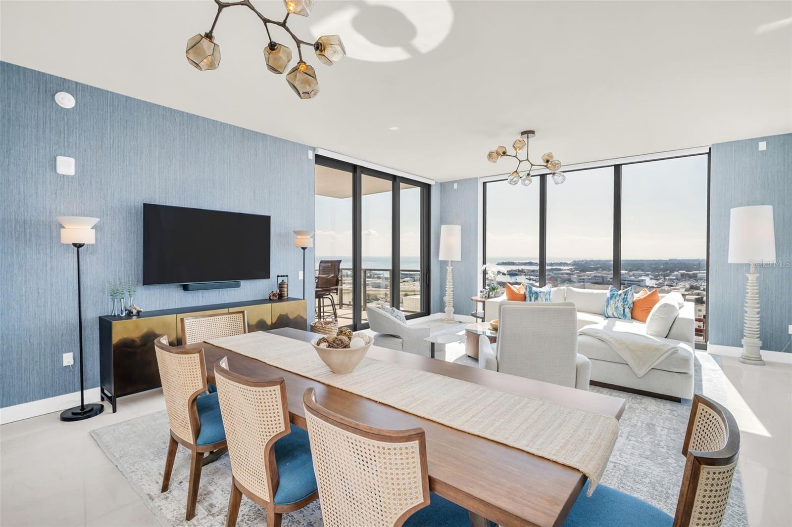 Image 2 of 78 For 301 1st Street S 1807