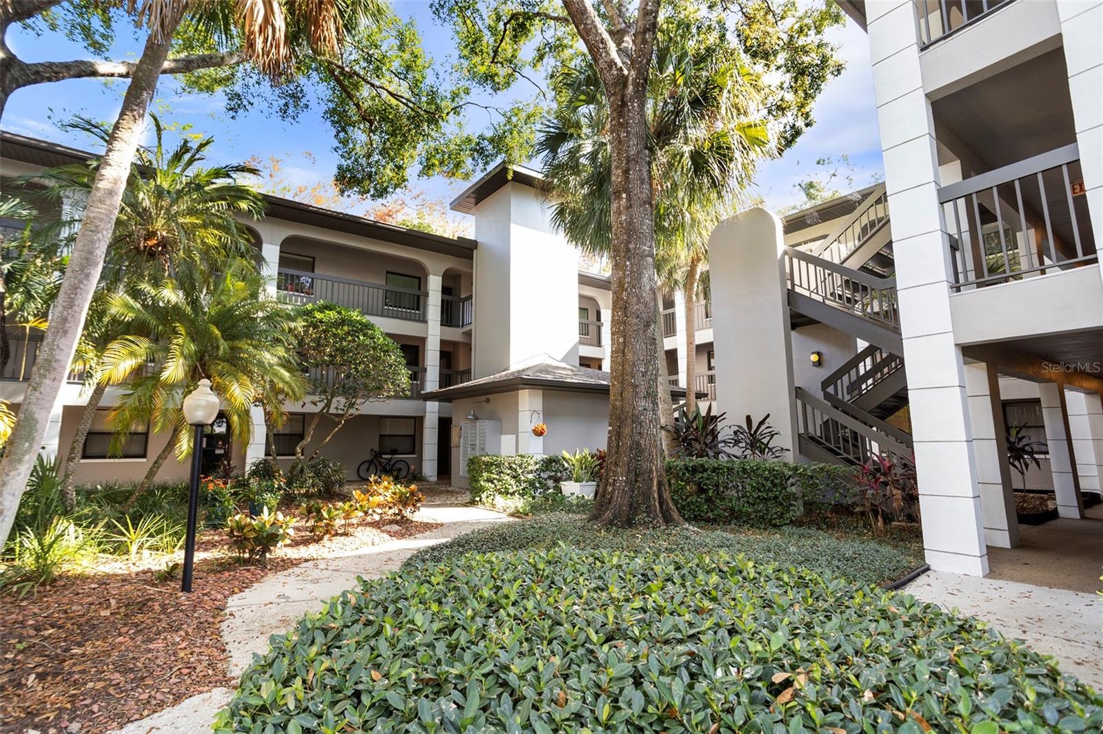 Image 10 of 67 For 3399 Mermoor Drive 207