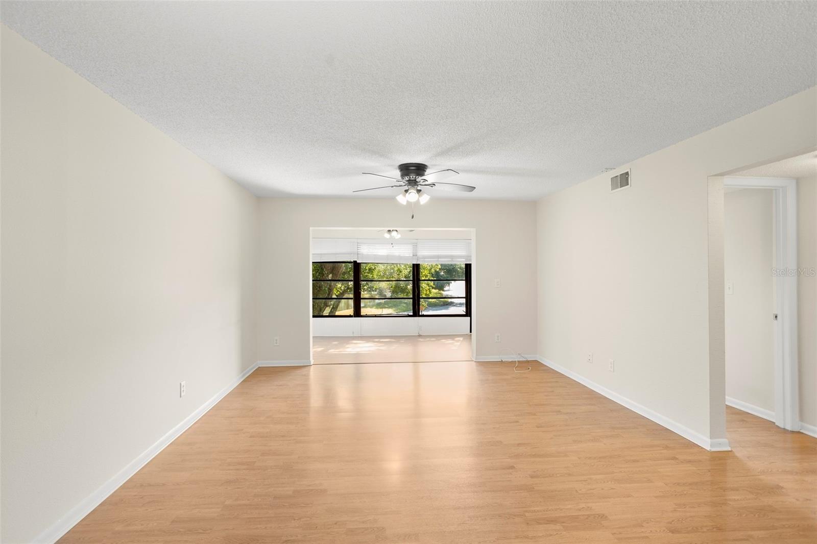 Image 11 of 67 For 3399 Mermoor Drive 207