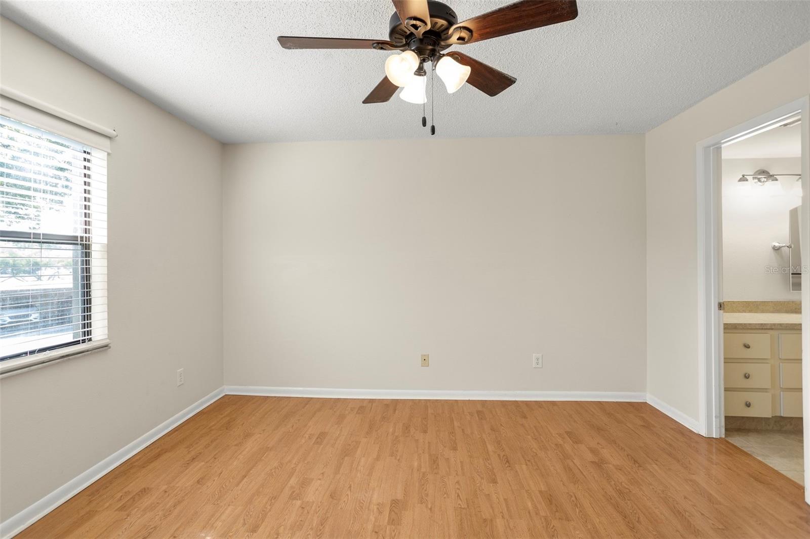 Image 23 of 67 For 3399 Mermoor Drive 207