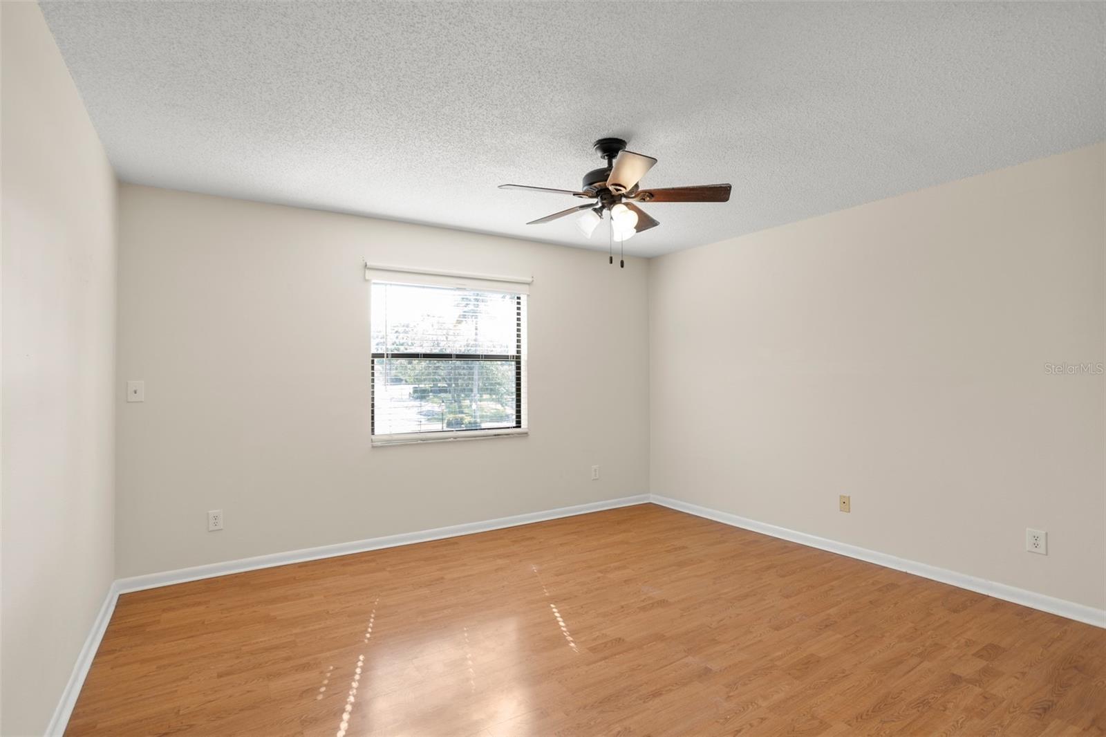 Image 25 of 67 For 3399 Mermoor Drive 207