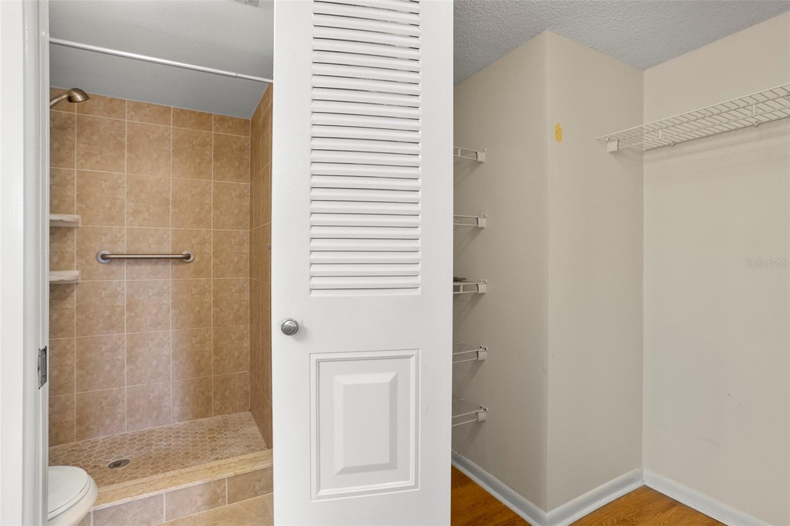 Image 33 of 67 For 3399 Mermoor Drive 207