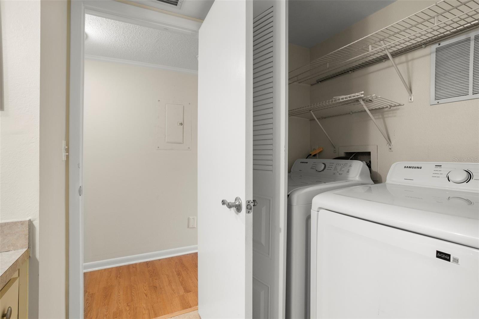 Image 34 of 67 For 3399 Mermoor Drive 207