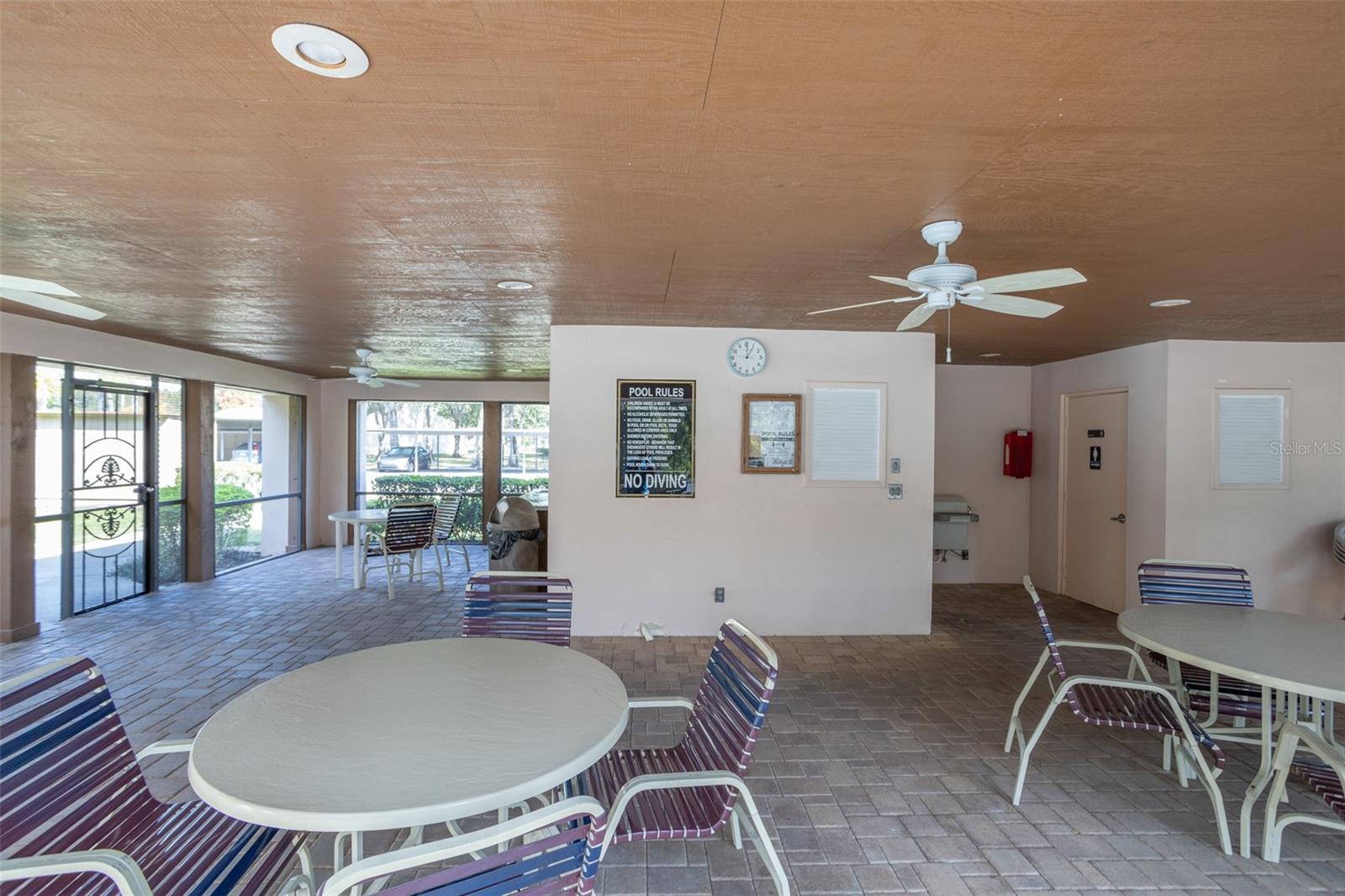 Image 39 of 67 For 3399 Mermoor Drive 207