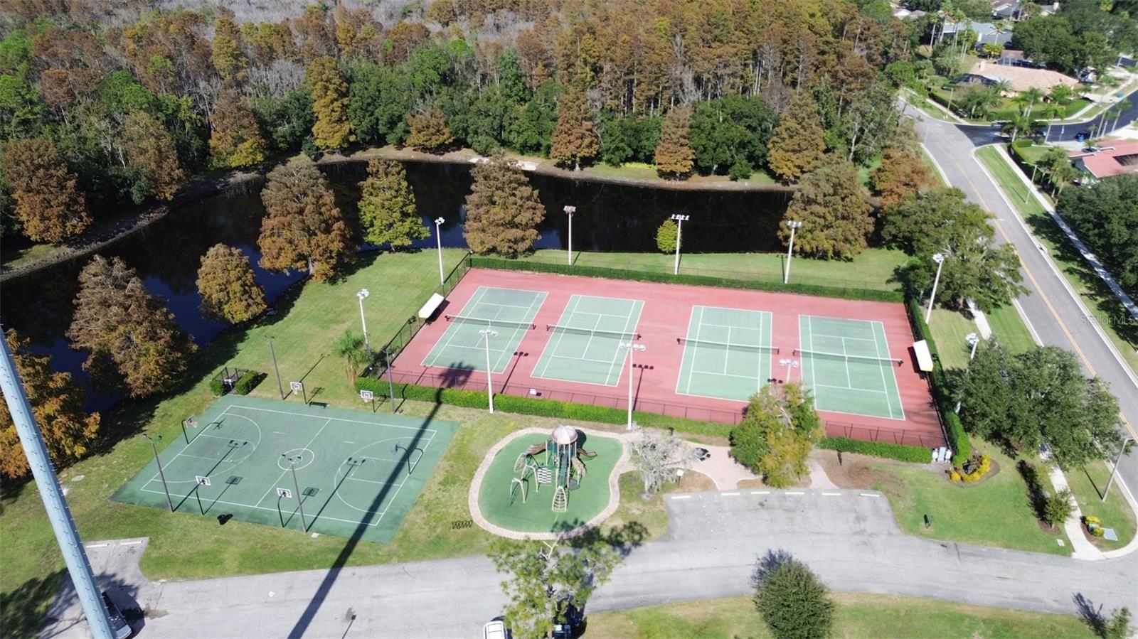 Image 45 of 67 For 3399 Mermoor Drive 207