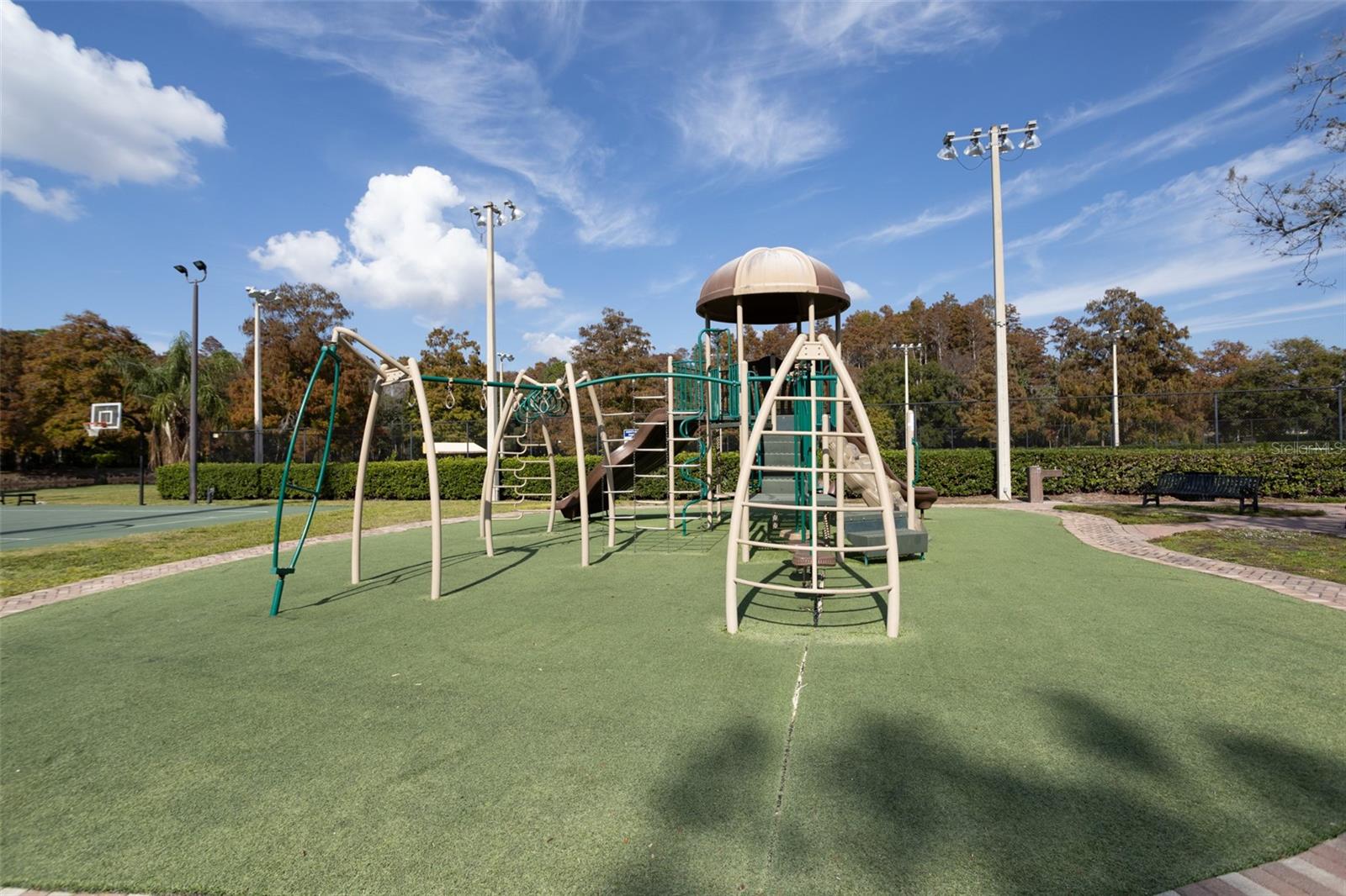 Image 49 of 67 For 3399 Mermoor Drive 207